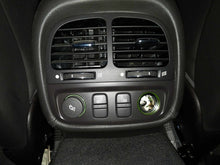 Load image into Gallery viewer, REAR TEMPERATURE CONTROLS Vanden Pl XJ XJ8 XJ8L XJL XJR 04-09 - NW666265
