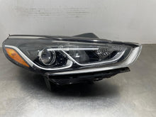 Load image into Gallery viewer, HEADLIGHT LAMP ASSEMBLY Hyundai Sonata Sonata Hybrid 18 19 Right - NW666592
