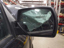 Load image into Gallery viewer, [INVENTORYCAR_YEAR_MAKE_MODEL] SIDE VIEW DOOR MIRROR Right - NW666673

