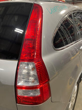 Load image into Gallery viewer, TAIL LIGHT LAMP ASSEMBLY Honda CR-V 07 08 09 10 11 Right - NW666752
