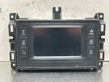 Load image into Gallery viewer, Radio  GRAND CHEROKEE 2015 - NW666064
