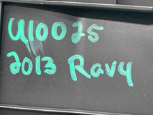 Load image into Gallery viewer, SPEEDOMETER CLUSTER Toyota Rav4 2013 13 2014 14 2015 15 - NW665869
