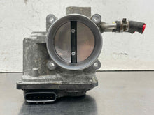 Load image into Gallery viewer, THROTTLE BODY Toyota Highlander Camry Scion TC Rav 4 Sienna Venza 2009 09 10 11 - NW665616
