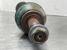 Load image into Gallery viewer, REAR AXLE SHAFT Chevrolet Corvette 97 98 99 00 01 02 03 04 - NW665912
