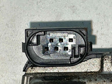 Load image into Gallery viewer, THROTTLE BODY Mercedes R350 R500 E350 C250 ML350 S400 2006 06 07 08 09 10 11 - NW665876
