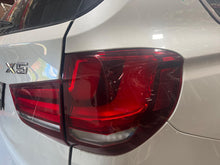 Load image into Gallery viewer, OUTER TAIL LIGHT LAMP BMW X5 X5M 14 15 16 17 18 Right - NW666977
