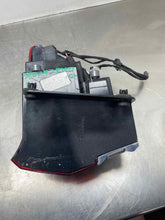 Load image into Gallery viewer, Tail Lamp Light  GRAND CHEROKEE 2020 - NW666976
