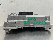 Load image into Gallery viewer, Radio  GRAND CHEROKEE 2020 - NW667062

