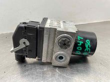 Load image into Gallery viewer, ABS Pump  FORD F350SD PICKUP 2006 - NW667457
