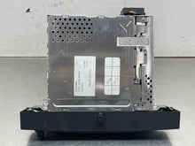 Load image into Gallery viewer, RADIO BMW 525i 530i 550i 2006 06 2007 07  AM FM CD NAV - NW666962
