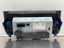 Load image into Gallery viewer, Info-Gps Screen  LEXUS IS300 2017 - NW667843
