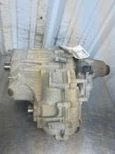 Load image into Gallery viewer, Transfer Case  SILVERADO 1500 PICKUP 2017 - NW668482
