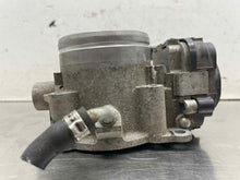 Load image into Gallery viewer, THROTTLE BODY Vw Beetle Jetta Rabbit 05 - 07 - NW668605
