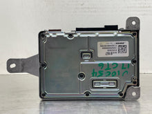 Load image into Gallery viewer, Radio  CT6 2017 - NW668583
