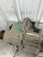 Load image into Gallery viewer, TRANSFER CASE Dodge Durango Jeep Grand Cherokee 2011-2020 - NW669672
