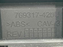 Load image into Gallery viewer, Speedometer Cluster  CASCADA 2017 - NW670477
