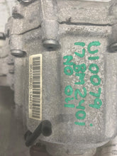 Load image into Gallery viewer, TRANSFER CASE 228I 320i 328D 328i 328I GT 335i 335i GT 428i 435i 12-15 - NW670881
