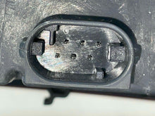 Load image into Gallery viewer, Tail Lamp Light Mercedes-Benz SL55 2015 - NW670655
