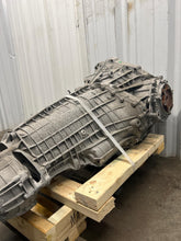 Load image into Gallery viewer, Transmission  AUDI Q5 2018 - NW671492
