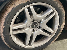 Load image into Gallery viewer, [INVENTORYCAR_YEAR_MAKE_MODEL] WHEEL RIM 18x9 18x9, 5 lug, 112mm - NW670895
