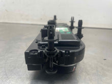 Load image into Gallery viewer, Temperature Controls Volkswagen Jetta 2019 - NW671666
