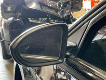 Load image into Gallery viewer, Side View Door Mirror Volkswagen Jetta 2019 - NW671738
