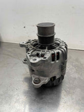 Load image into Gallery viewer, Alternator Volkswagen Jetta 2019 - NW671721
