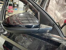 Load image into Gallery viewer, Side View Door Mirror Volkswagen Jetta 2019 - NW671532

