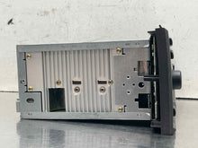 Load image into Gallery viewer, Radio  THUNDERBIRD 2005 - NW671928
