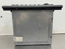 Load image into Gallery viewer, Radio  THUNDERBIRD 2005 - NW671928
