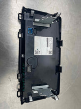 Load image into Gallery viewer, Radio Honda CR-V 2018 - NW672130
