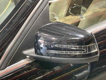 Load image into Gallery viewer, SIDE VIEW DOOR MIRROR C250 C300 C350 C63 2010 10 2011 11 Left - NW671634
