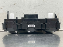Load image into Gallery viewer, Temperature Controls Volkswagen Beetle 2014 - NW672339
