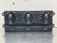 Load image into Gallery viewer, TEMPERATURE CONTROLS Ford Mustang 05 06 07 08 09 - NW672716
