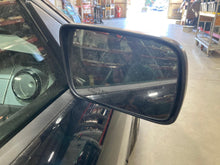Load image into Gallery viewer, SIDE VIEW DOOR MIRROR Ford Mustang 05 06 07 08 09 Right - NW672578
