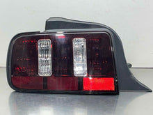 Load image into Gallery viewer, TAIL LIGHT LAMP ASSEMBLY Ford Mustang 05 06 07 08 09 Left - NW672536
