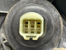Load image into Gallery viewer, TAIL LIGHT LAMP ASSEMBLY Eclipse 2003 03 2004 04 2005 05 Right - NW672539
