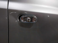 Load image into Gallery viewer, [INVENTORYCAR_YEAR_MAKE_MODEL] SIDE MARKER LAMP LIGHT Fender Mounted - NW673100
