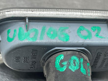 Load image into Gallery viewer, [INVENTORYCAR_YEAR_MAKE_MODEL] SIDE MARKER LAMP LIGHT Fender Mounted - NW673100
