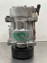 Load image into Gallery viewer, AC COMPRESSOR Golf Jetta Passat 1993 93 1994 94 95 - 02 - NW673079
