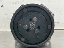 Load image into Gallery viewer, AC COMPRESSOR Golf Jetta Passat 1993 93 1994 94 95 - 02 - NW673079
