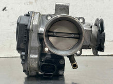 Load image into Gallery viewer, THROTTLE BODY Golf Jetta 1998 98 1999 99 2000 00 01 02 - NW673159
