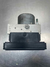 Load image into Gallery viewer, ABS Pump Nissan Rogue 2018 - NW672895

