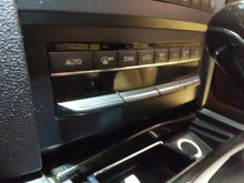 Load image into Gallery viewer, FRONT TEMPERATURE CONTROLS E300 E350 E400 E550 E63 2010-2013 - NW673510
