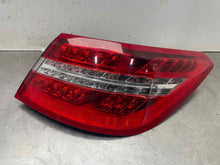 Load image into Gallery viewer, OUTER TAIL LIGHT LAMP E300 E350 E400 E550 E63 10 11 12 13 Right - NW673845
