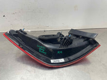 Load image into Gallery viewer, OUTER TAIL LIGHT LAMP E300 E350 E400 E550 E63 10 11 12 13 Right - NW673845
