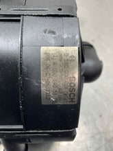 Load image into Gallery viewer, AIR INJECTION PUMP SMOG Mercedes CLK550 E350 SL550 S450 S550 06 07 08 09 10 11 - NW674022
