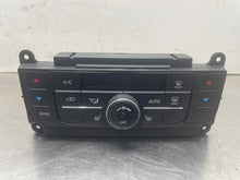 Load image into Gallery viewer, FRONT TEMPERATURE CONTROLS Jeep Grand Cherokee 11 12 13 - NW674086
