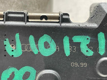 Load image into Gallery viewer, THROTTLE BODY Beetle Jetta Golf 99 00 01 02 03 04 05 06 - NW674783
