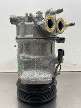 Load image into Gallery viewer, ALTERNATOR - NW674692
